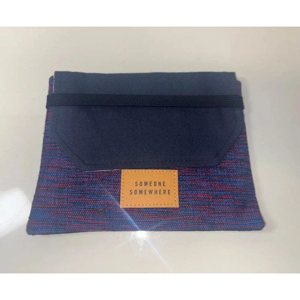 DELTA AIRLINES First Class Amenity Kit Bag Eye Mask Flying Bag Hold Travel Items